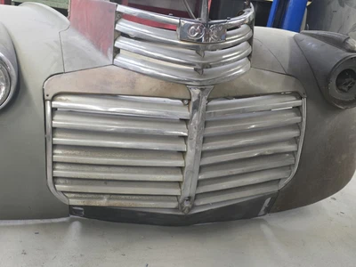 1941 1942 1946 GMC Truck Grill Original  - Image 1 of 4