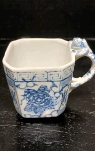 Antique Blue & White 4 Oz Dragon Handle Tea Cup Porcelain - Picture 1 of 11