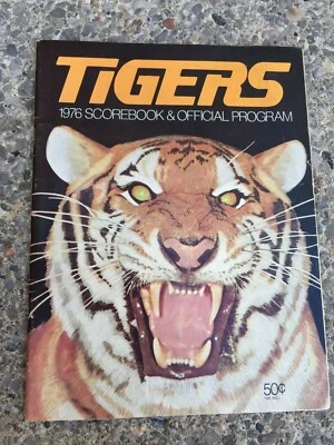 1976 DETROIT TIGERS/BOSTON RED SOX MLB BASEBALL PROGRAM MAGAZINE --SCORED - Image 1 of 4