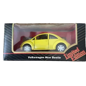 Vintage Volkswagen Beetle 1:36 Scale Maisto Die Cast Metal Limited Edition NIB - Picture 1 of 3