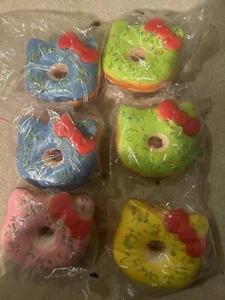 Jumbo Hello Kitty Licensed Donut Squishy - Zdjęcie 1 z 2
