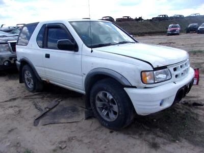Bomba de dirección asistida usada se adapta a: Isuzu Rodeo 2001 2 puertas Sport 3,2 L 6 cilindros Foto 1 de 4
