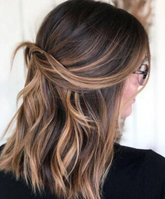 Peluca Bob corta resaltada marrón hasta los hombros pelucas de cabello humano en capas de agua Foto 1 de 4