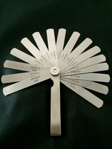 20 Blades Feeler Gauge Set Metric Imperial Spark Plug Gap Measuring Tool - Picture 1 of 4