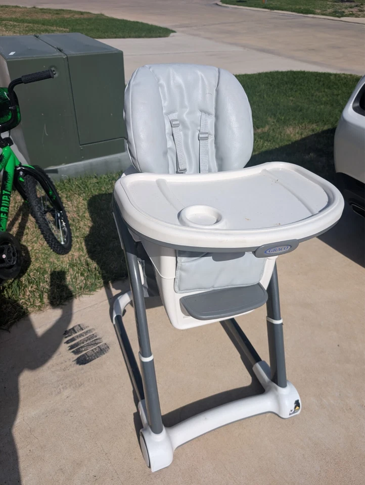Cadeira alta Graco branca e cinza 7 em 1. Usado e em ótimo estado. - Imagem 1 de 1