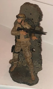 MILITARIA SAMMLER GROSSE FIGUREN MC FARLANE 2005 MARINE KOMMANDO - Bild 1 von 1
