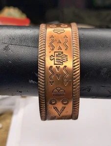 Bracciale Vintage Navajo Bell Trading Post Thunderbird Rame Southwestern - Foto 1 di 6