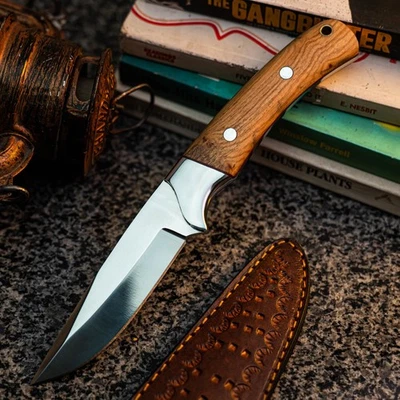 Wild blade Bushcraft Knife 8.8" Handmade Full Tang in Damascus / Carbon Steel - Image 1 of 4