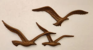Vintage imitación madera HOMCO pájaros voladores gaviotas en vuelo 7619 decoración de pared plástico  - Imagen 1 de 6