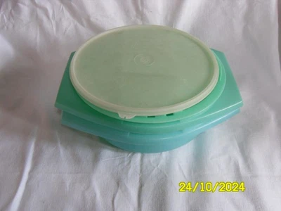 Tupperware vintage Multireibe mit Behälter und Deckel grün - RETRO - - Bild 1 von 2