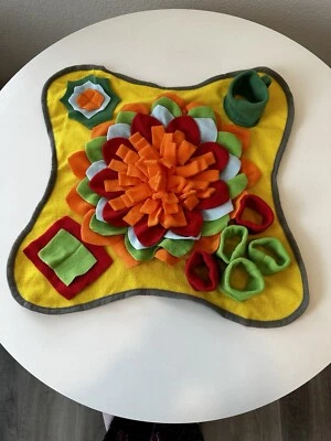 Snuffle Mat For Dogs And Cats - Image 1 of 4
