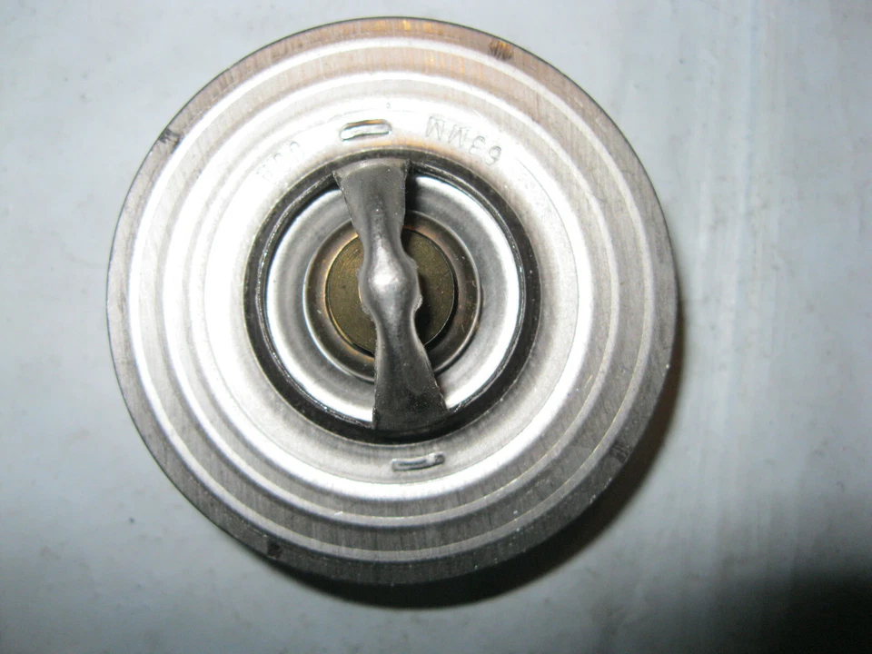 Carquest Thermostat 30239 Foto 1 de 3