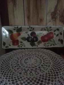 Brotblech in Sonoma (hellbrauner Korpus, Randform) von Sakura (RAR) - Bild 1 von 3