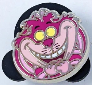 Prendedor Disney Parks Tiny Kingdom 3ª Edición Serie 3: Alice Cheshire Cat  - Imagen 1 de 1