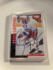 Brian Leetch New York Rangers Autographed Card Pinnacle Score #126 1997-98