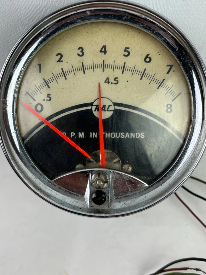 Vintage RAC Black and White Face 8000 RPM Tachometer UNTESTED - Image 1 of 4