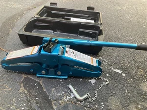 Mack 1 TON Heavy Duty HYDRAULICS Vehicle Jack #9305 - NEW IN CASE - Picture 1 of 7