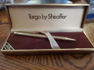 Bolígrafo Sheaffer Targa 1005 enchapado en oro 23k años 80 (joyería) - Imagen 1 de 8