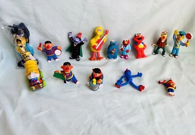 ¡Lote de juguetes de coche fundido a presión figuras de Plaza Sésamo de colección! Años 80 90 Elmo Bert & Ernie ++ Foto 1 de 4