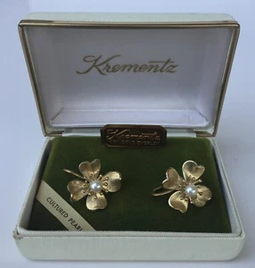 VTG Krementz 14kt Overlay Culture Pearls Flower Screw Back Earrings Box - Picture 1 of 10