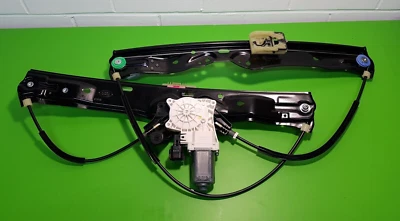 for DISCOVERY SPORT RIGHT HAND FRONT DOOR WINDOW REGULATOR GENUINE LR078972 - Image 1 of 4