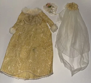 Vintage 1969 Barbie #1880 Winter Hochzeit Brautkleid, Schleier & Blumenstrauß - Kleidung - Bild 1 von 5