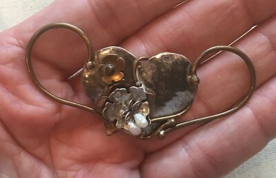 Булавка в виде сердца Gardella из смешанного металла с жемчугом абстрактная уникальная 2,75 дюйма  - Изображение 1 из 4