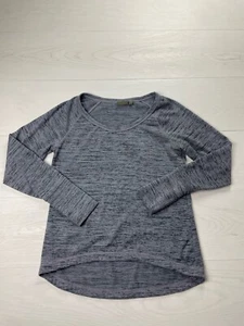 Athleta Women’s Heathered Gray Long Sleeve Shirt Size Medium - Picture 1 of 6