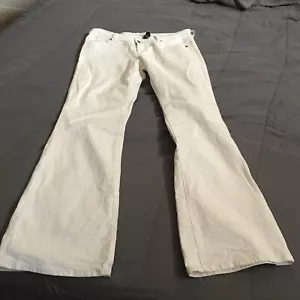 New York & Co Platinum Flared denim White Jeans Size 10 W-35 Inseam 32 C Photos - Picture 1 of 7