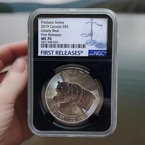 Canadá 2019 $5 1 oz Silver Grizzly Bear NGC MS70 raro primeros lanzamientos - Imagen 1 de 4