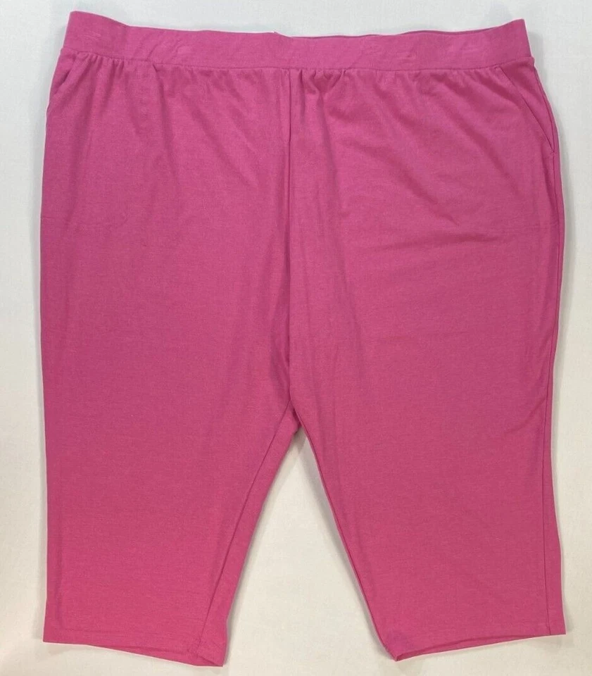 Leggings femininas Croft & Barrow plus cintura média malha fácil Capri - Imagem 1 de 1