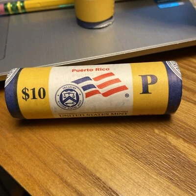 2009-P Puerto Rico Territorial Quarter "Beautiful" Yellow Coin Roll!l - Image 1 of 2