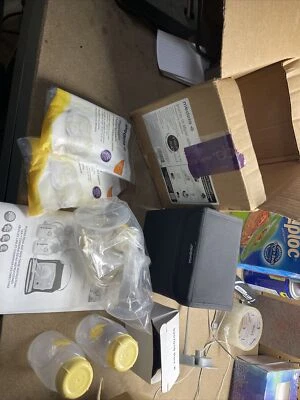 Medela Pump In Style Advanced Starter Set  w/ AC Adaptor & Bottles - Image 1 of 4