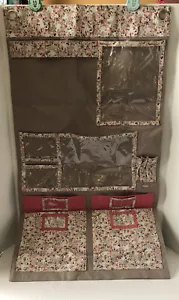 "Thirty One 31 organizador de pared colgante Free Spirit Ditzy flores rosadas 42""x 22""" - Imagen 1 de 6
