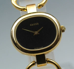 [Near MINT] Vintage Gucci 1600 Gold 26mm Black Dial Quartz Women's Watch JAPAN - Picture 1 of 10