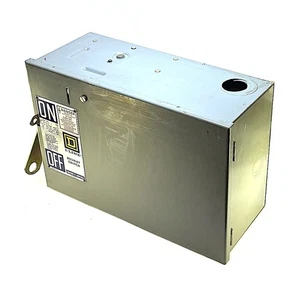 Square D PQ3210G 3P3W 100A 240V Fusible Switch (Horizontal Style) - Picture 1 of 5