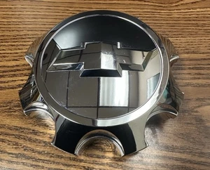 CHEVROLET SILVERADO 2500 3500 SRW CHROME OEM CENTER CAP HUBCAP 9597789 - Picture 1 of 5