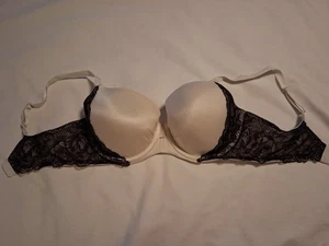 Victoria's Secret Fabulous Bra Black Lace White Push Up Sz 38 D - Picture 1 of 5