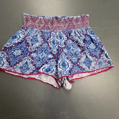 Pantalones Cortos Estampado Boho En Creme Para Mujer Medianos Azul Rojo Cintura Ajustada Estilo Festival Foto 1 de 4