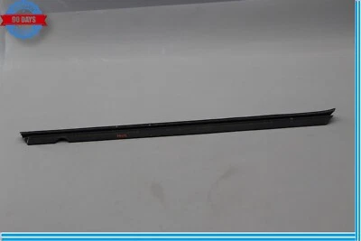 Резиновое уплотнение оригинальное для передней правой двери окна стекла 08–14 Mercedes W204 C350 - Изображение 1 из 4