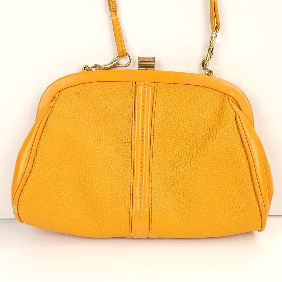 Bolso de Hombro Vintage Cuero Express Amarillo - Herrajes Dorados Estilo Retro Y2K Foto 1 de 4
