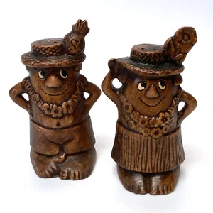 Vintage Treasure Craft Hula Couple Hawaiian Salt and Pepper Shaker Set - Picture 1 of 9