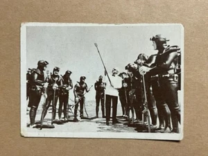 James Bond 007 ~ Vintage 1966 Philadelphia Gum #45 "Checking Weapons" - Picture 1 of 6