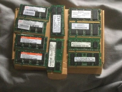 Laptop memory sticks total of 10 sticks - Image 1 of 4