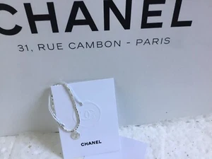 Rarität aus früherer Chanel Skincare Edition: Armband mit Hydra Beauty Anhänger - Bild 1 von 4