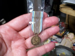 Miniatura Airman's Medal For Valor United States Air Force Mini Medal - Foto 1 di 4
