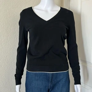 Gucci Pull Over Long Sleeve Black Beige Trim Lightweight V-Neck Sweater Top - XS - Picture 1 of 11