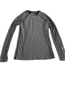 Figs Salta Seamless Longsleeve Underscrub Size Small Black/white Striped. - Picture 1 of 4