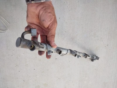 Riel inyector de combustible para motor Jaguar XJS XJ6 AJ16 1995-97 usado OEM Foto 1 de 4