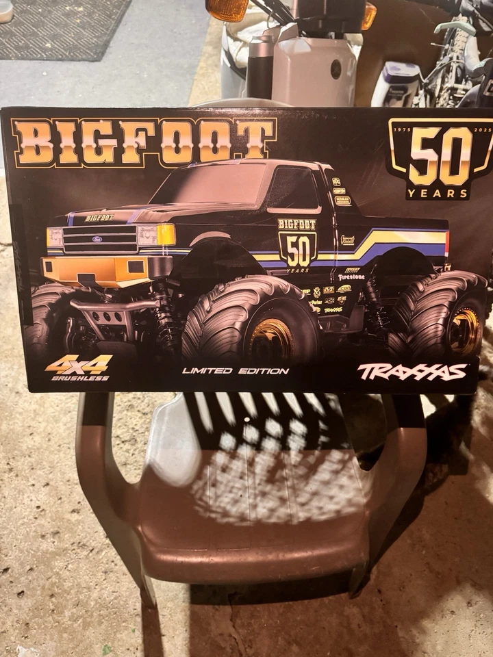 Traxxas Bigfoot 4x4 BL2s Edición 50 Aniversario Nueva Caja Sellada Foto 1 de 4